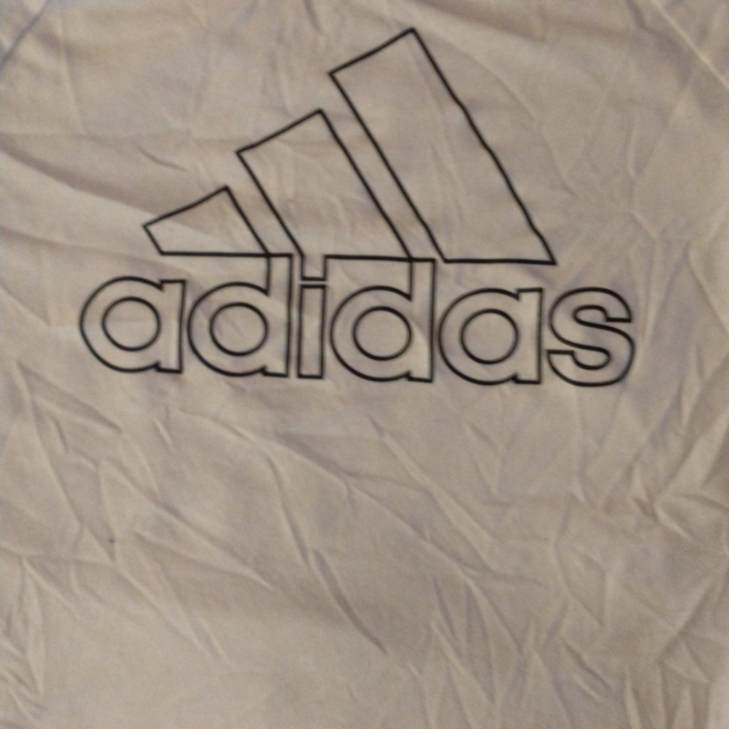 Adidas Tee..... Euc